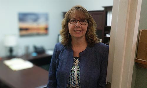 Diane Washburn, Sales Manager